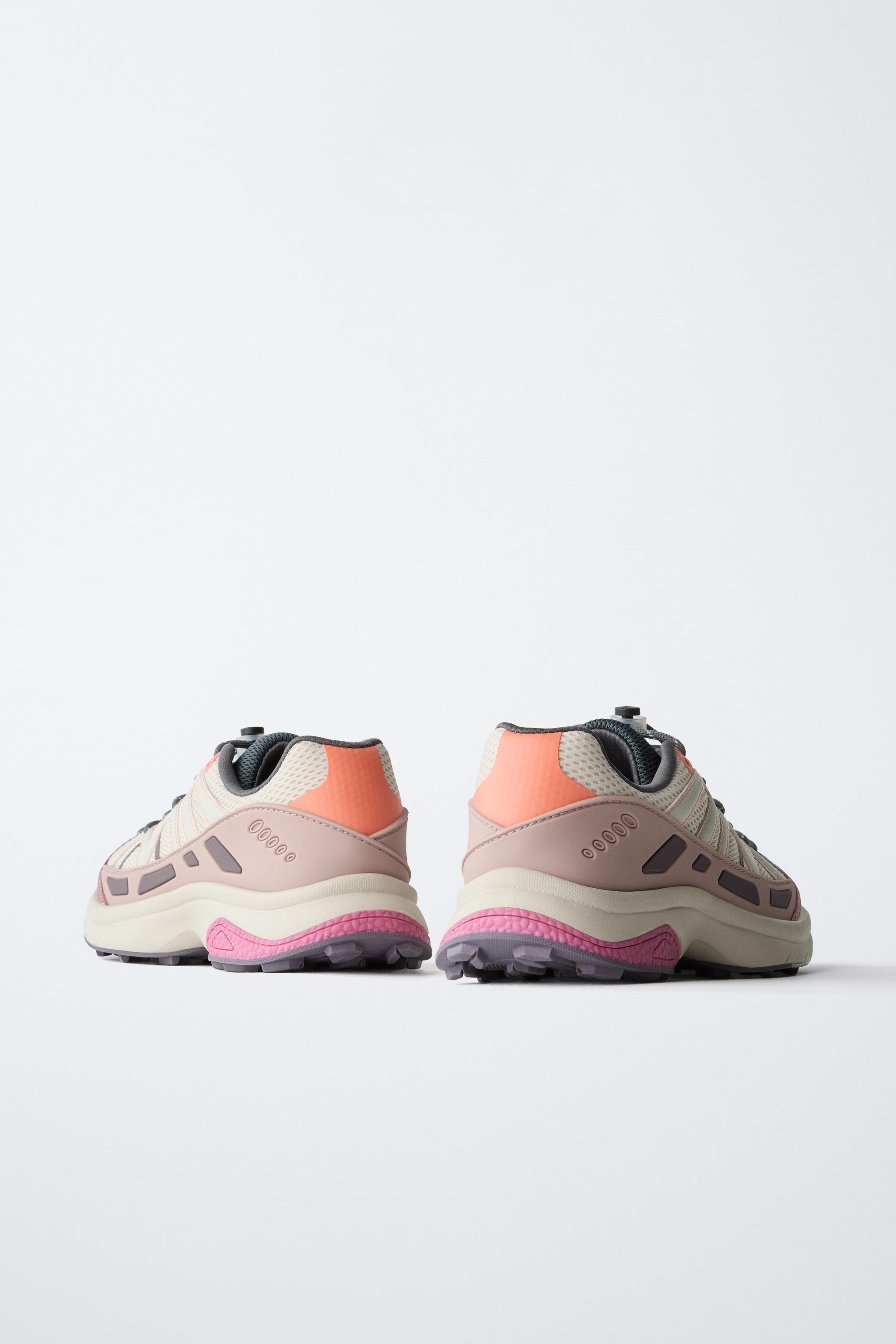 MOUNTAIN ATHLETIC SHOES